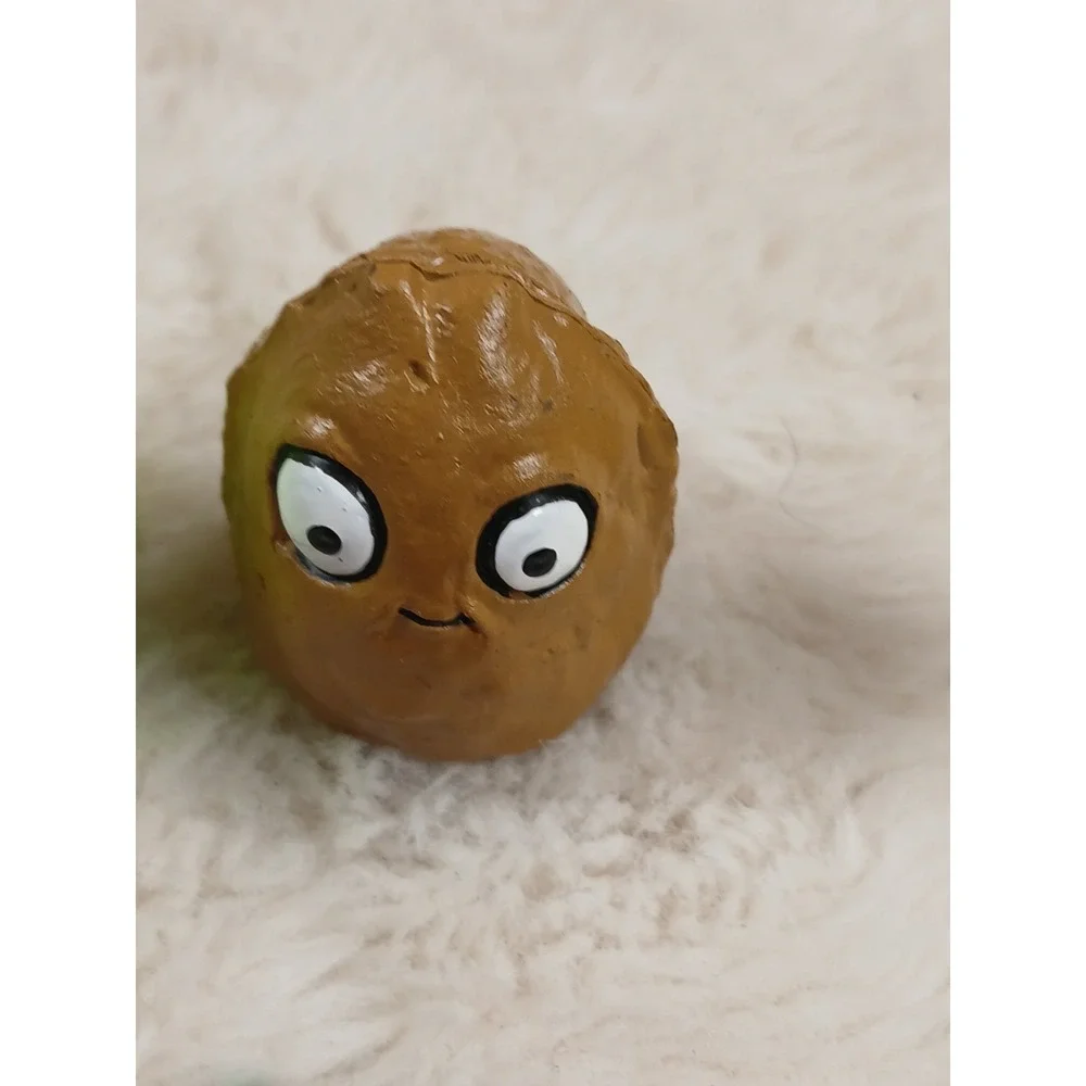 Plants Vs. Zombies Large Lot of 9 Figures cake‎ topper toys used